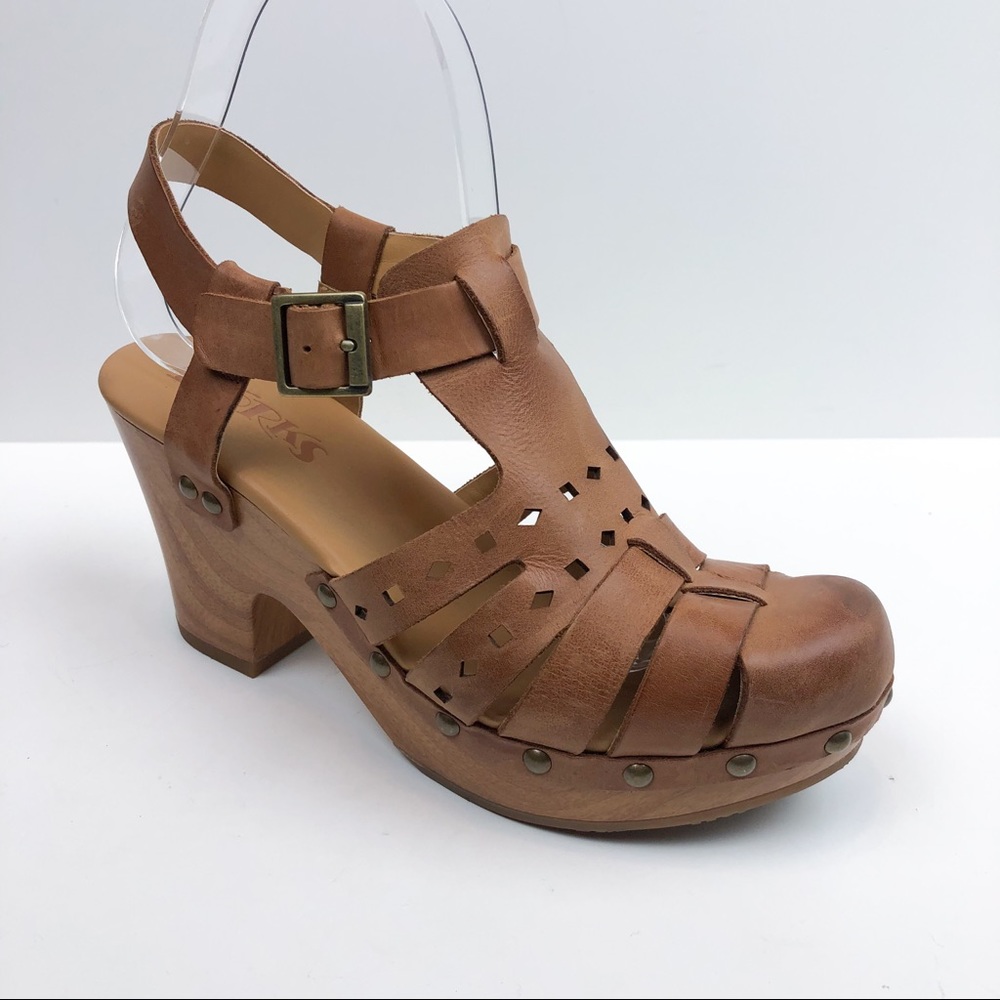 Korks Augustine Closed Toe Clog